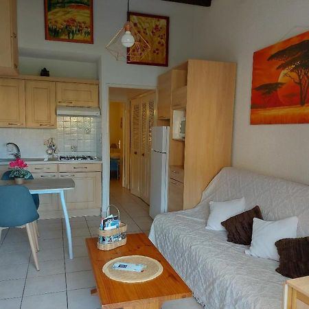 Résidence privée, 50 m plage de la Roquille, entièrement climatisé Agde Extérieur photo