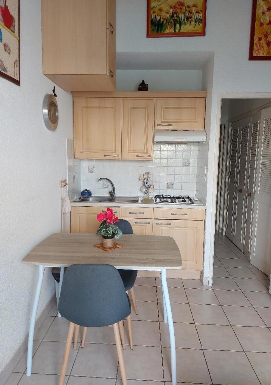 Résidence privée, 50 m plage de la Roquille, entièrement climatisé Agde Extérieur photo
